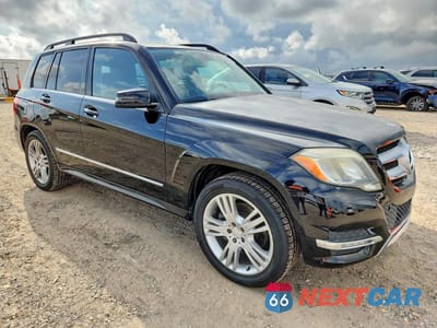 Czwarte zdjęcie samochodu z boku: 2013 MERCEDES-BENZ GLK 350 VIN:WDCGG5HB8DF986209 - miniatura