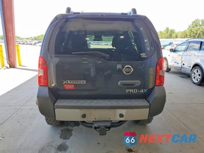Zdjęcie 6 z 13 samochodu: 2015 NISSAN XTERRA PRO-4X VIN:5N1AN0NW8FN657624 - miniatura