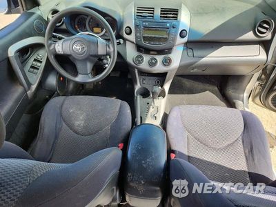 Zdjęcie 8 z 12 samochodu: 2006 TOYOTA RAV4 SPORT VIN:JTMBK32VX65000371 - miniatura
