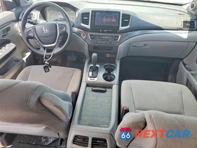 Zdjęcie 8 z 13 samochodu: 2017 HONDA PILOT EX VIN:5FNYF6H37HB029771 - miniatura