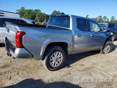 Trzecie zdjęcie samochodu z tyłu: 2026 TOYOTA TACOMA SR5 VIN:3TMLB5JN0TM274718 - miniatura