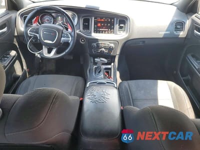 Zdjęcie 8 z 12 samochodu: 2015 DODGE CHARGER SXT VIN:2C3CDXJG1FH820120 - miniatura