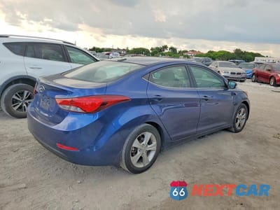 Trzecie zdjęcie samochodu z tyłu: 2016 HYUNDAI ELANTRA VALUE EDITION VIN:5NPDH4AE6GH791143 - miniatura