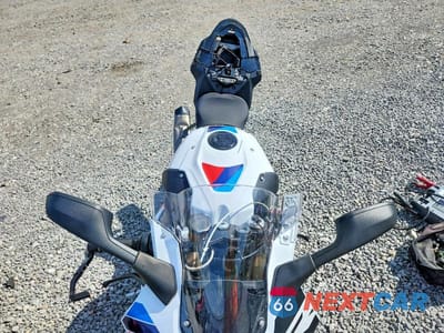 Piąte zdjęcie samochodu w środku: 2025 BMW S 1000 RR VIN:WB10P2300S6K99604 - miniatura