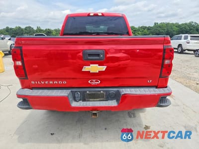 Zdjęcie 6 z 12 samochodu: 2018 CHEVROLET SILVERADO K1500 LT VIN:3GCUKREC7JG273890 - miniatura