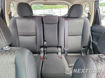 Zdjęcie 10 z 13 samochodu: 2017 NISSAN ROUGE VIN:JN8AT2MT5HW144054 - miniatura