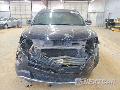 Piąte zdjęcie samochodu w środku: 2017 FORD EXPLORER XLT VIN:1FM5K7D81HGB49377 - miniatura
