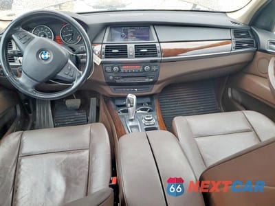 Zdjęcie 8 z 13 samochodu: 2012 BMW X5 XDRIVE35I VIN:5UXZV4C5XCL991796 - miniatura