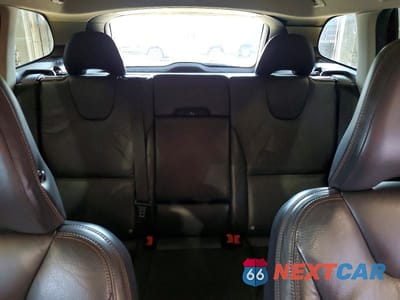 Zdjęcie 10 z 13 samochodu: 2010 VOLVO XC60 T6 VIN:YV4992DZ4A2060383 - miniatura