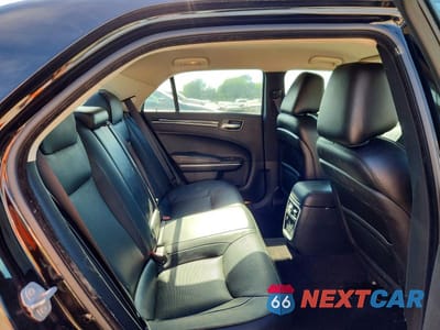 Zdjęcie 10 z 13 samochodu: 2018 CHRYSLER 300 LIMITED VIN:2C3CCAEG1JH136946 - miniatura