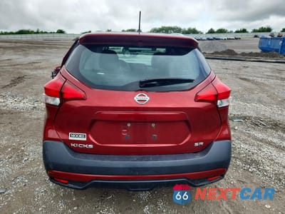Zdjęcie 6 z 13 samochodu: 2018 NISSAN KICKS SR VIN:3N1CP5CU1JL531882 - miniatura