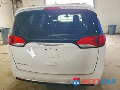 Zdjęcie 6 z 12 samochodu: 2019 CHRYSLER PACIFICA TOURING L VIN:2C4RC1BG3KR582974 - miniatura