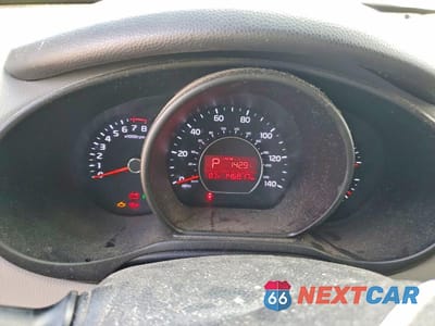 Zdjęcie 9 z 12 samochodu: 2019 KIA SOUL BASE VIN:KNDJN2A29K7680217 - miniatura
