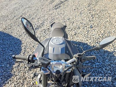 Piąte zdjęcie samochodu w środku: 2021 BMW F 900 R VIN:WB10K1307M6E75031 - miniatura
