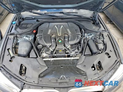 Zdjęcie 11 z 12 samochodu: 2018 BMW M550XI VIN:WBAJB9C5XJB035853 - miniatura