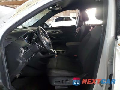 Zdjęcie 7 z 13 samochodu: 2023 CHEVROLET TRAVERSE LT VIN:1GNERGKW2PJ309650 - miniatura