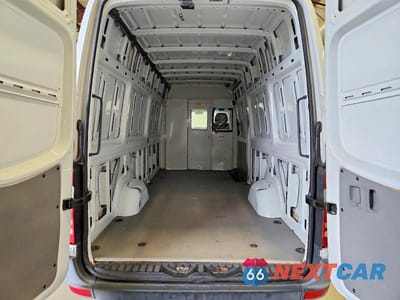 Zdjęcie 10 z 13 samochodu: 2016 MERCEDES-BENZ SPRINTER 2500 VIN:WD3PE8CD9GP184136 - miniatura