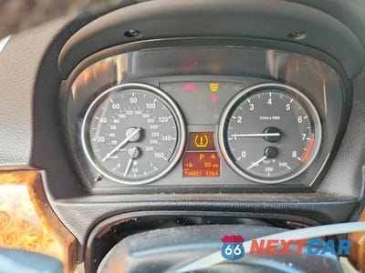 Zdjęcie 9 z 12 samochodu: 2008 BMW 328 I SULEV VIN:WBAWR33548P151223 - miniatura