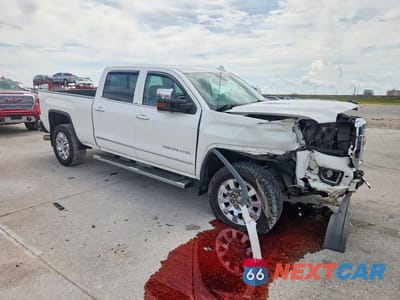 Czwarte zdjęcie samochodu z boku: 2015 GMC SIERRA K2500 DENALI VIN:1GT120E84FF586043 - miniatura