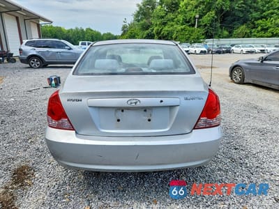 Zdjęcie 6 z 12 samochodu: 2004 HYUNDAI ELANTRA GLS VIN:KMHDN46D94U863894 - miniatura