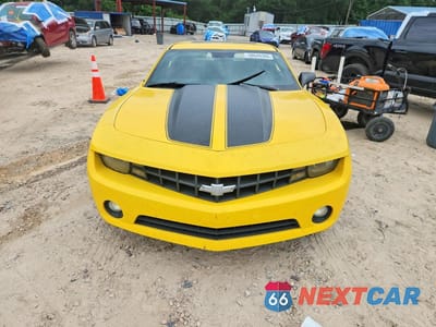 Piąte zdjęcie samochodu w środku: 2010 CHEVROLET CAMARO LT VIN:2G1FB1EVXA9207493 - miniatura