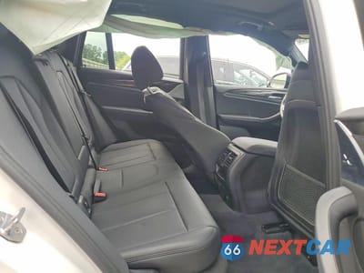 Zdjęcie 11 z 13 samochodu: 2018 BMW X3 XDRIVE30I VIN:5UXTR9C59JLD73165 - miniatura