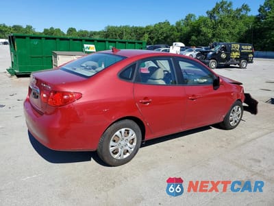 Trzecie zdjęcie samochodu z tyłu: 2010 HYUNDAI ELANTRA GLS VIN:KMHDU4AD1AU950193 - miniatura
