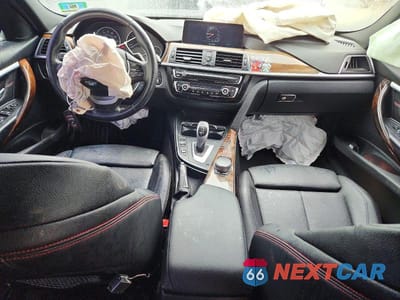 Zdjęcie 8 z 13 samochodu: 2017 BMW 330 XI VIN:WBA8D9G36HNU64126 - miniatura