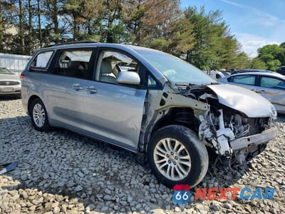 Czwarte zdjęcie samochodu z boku: 2012 TOYOTA SIENNA XLE 8-PASSENGER VIN:5TDYK3DC8CS190862 - miniatura