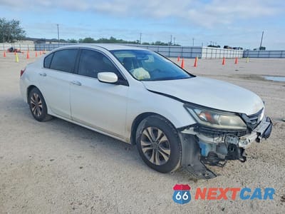 Czwarte zdjęcie samochodu z boku: 2015 HONDA ACCORD LX VIN:1HGCR2F38FA086081 - miniatura