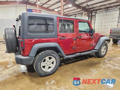 Trzecie zdjęcie samochodu z tyłu: 2013 JEEP WRANGLER UNLIMITED SPORT VIN:1C4BJWDGXDL609780 - miniatura