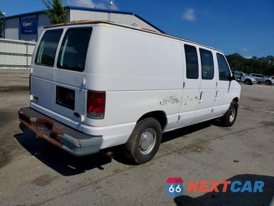 Trzecie zdjęcie samochodu z tyłu: 2002 FORD ECONOLINE E150 VAN VIN:1FTRE14222HA05375 - miniatura