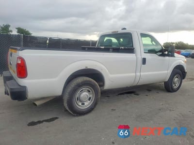 Trzecie zdjęcie samochodu z tyłu: 2013 FORD F250 SUPER DUTY VIN:1FTBF2A62DEA64782 - miniatura