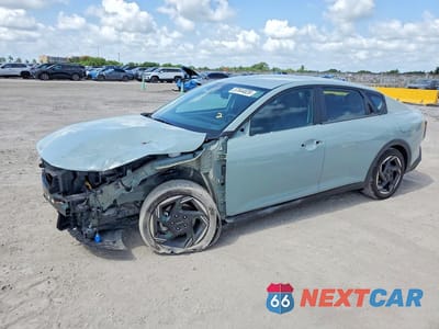 2025 KIA K4 EX 3KPFU4DE3SE121448 - główne zdjęcie licytacji z USA - miniatura