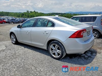 Drugie zdjęcie samochodu z przodu: 2014 VOLVO S60 T5 VIN:YV1612FS0E2271934 - miniatura