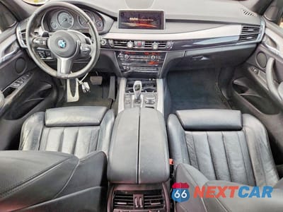 Zdjęcie 8 z 13 samochodu: 2016 BMW X5 SDRIVE35I VIN:5UXKR2C54G0R72565 - miniatura