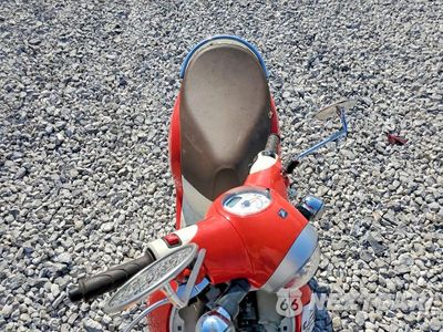 Piąte zdjęcie samochodu w środku: 2025 HONDA NCW50 VIN:JH2AF771XSK801446 - miniatura