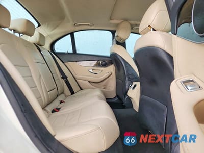 Zdjęcie 10 z 12 samochodu: 2019 MERCEDES-BENZ C 300 VIN:55SWF8DB8KU293989 - miniatura