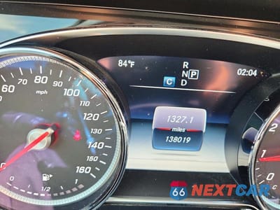 Zdjęcie 9 z 12 samochodu: 2017 MERCEDES-BENZ E 300 4MATIC VIN:WDDZF4KB0HA178868 - miniatura