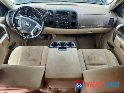 Zdjęcie 8 z 12 samochodu: 2013 CHEVROLET SILVERADO C1500 LT VIN:1GCRCSE05DZ180774 - miniatura