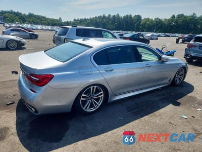 Trzecie zdjęcie samochodu z tyłu: 2017 BMW 750 XI VIN:WBA7F2C57HG422394 - miniatura