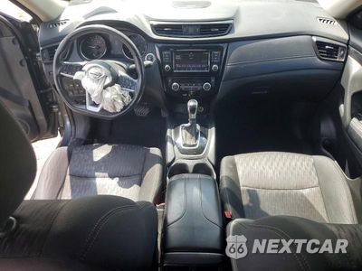 Zdjęcie 8 z 13 samochodu: 2018 NISSAN ROGUE SV VIN:5N1AT2MV1JC791535 - miniatura