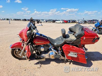 Trzecie zdjęcie samochodu z tyłu: 2006 HARLEY-DAVIDSON FLHTCUI SHRINE VIN:1HD1FLW166Y642865 - miniatura