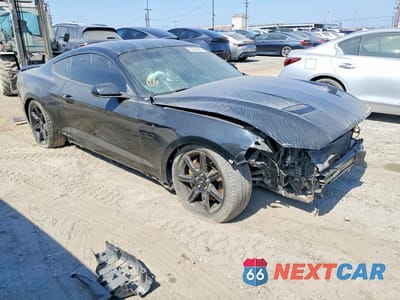 Czwarte zdjęcie samochodu z boku: 2020 FORD MUSTANG GT VIN:1FA6P8CF2L5127172 - miniatura