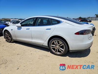 Drugie zdjęcie samochodu z przodu: 2014 TESLA MODEL S VIN:5YJSA1S15EFP49838 - miniatura