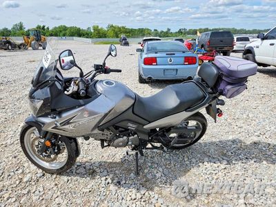 Trzecie zdjęcie samochodu z tyłu: 2009 SUZUKI DL650K9 V-STROM 650 VIN:JS1VP54AX92100720 - miniatura