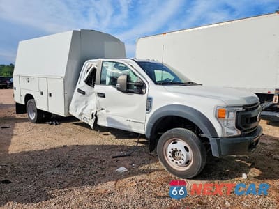 Czwarte zdjęcie samochodu z boku: 2022 FORD F550 SUPER DUTY UTILITY / SERVICE TRUCK VIN:1FD0W5HT6NEC71015 - miniatura
