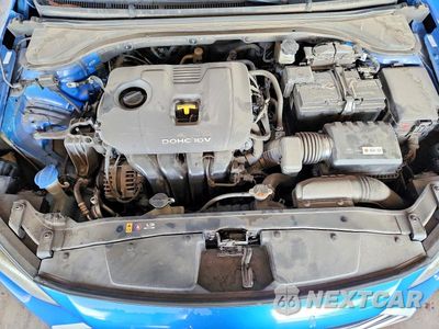 Zdjęcie 11 z 12 samochodu: 2017 HYUNDAI ELANTRA SE VIN:KMHD84LF3HU223182 - miniatura