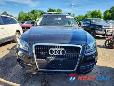Piąte zdjęcie samochodu w środku: 2010 AUDI Q5 PREMIUM VIN:WA1CKAFP3AA077792 - miniatura