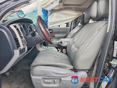 Zdjęcie 7 z 13 samochodu: 2013 TOYOTA SEQUOIA PLATINUM VIN:5TDDW5G15DS085027 - miniatura